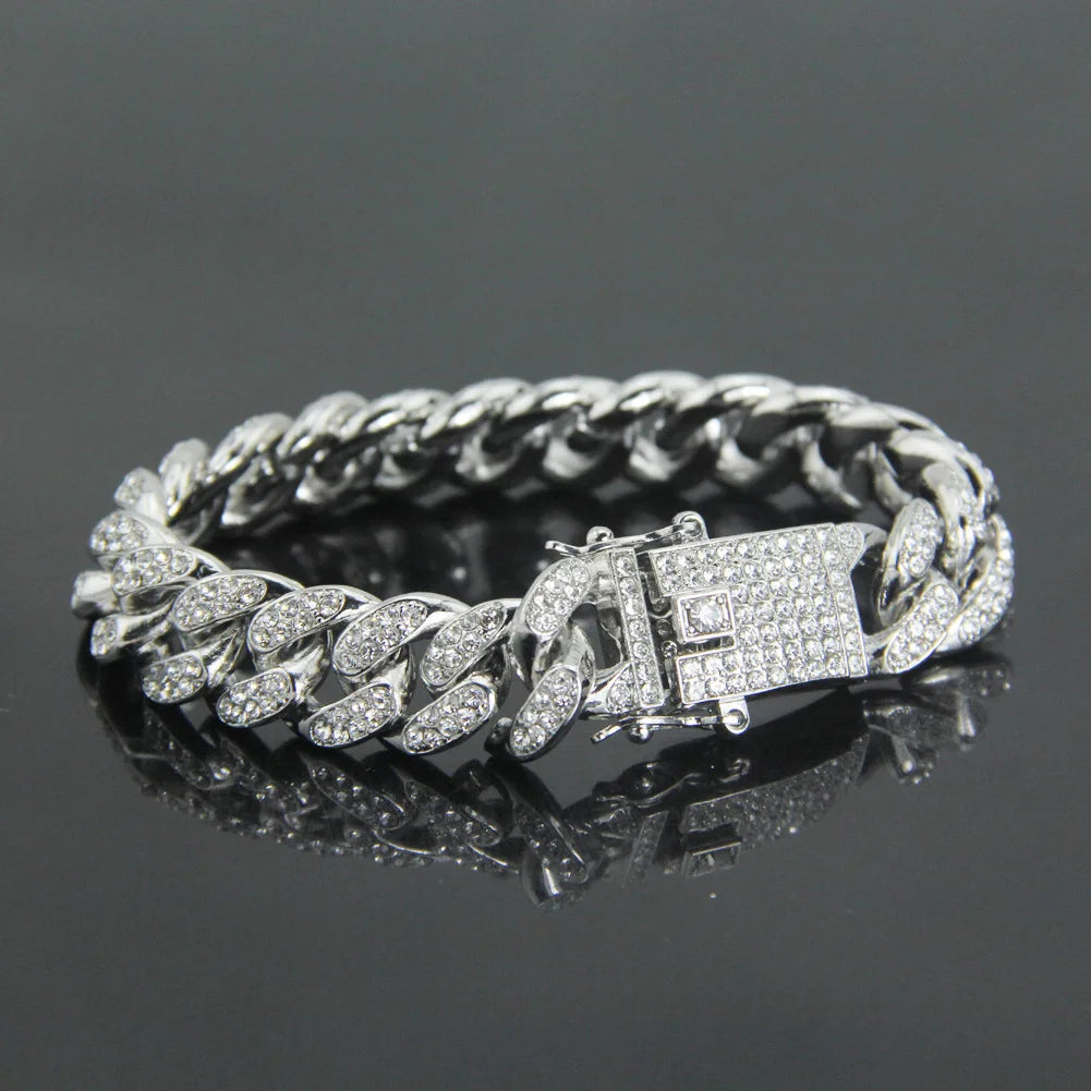 Bracelet Cuban Link iced-out – Style luxe avec fermoir serti